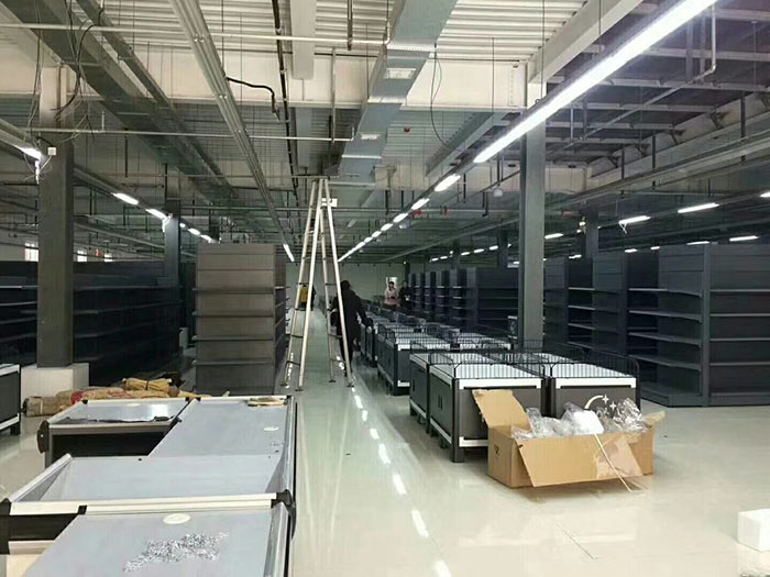 天樂廣場(chǎng)商超貨架案例